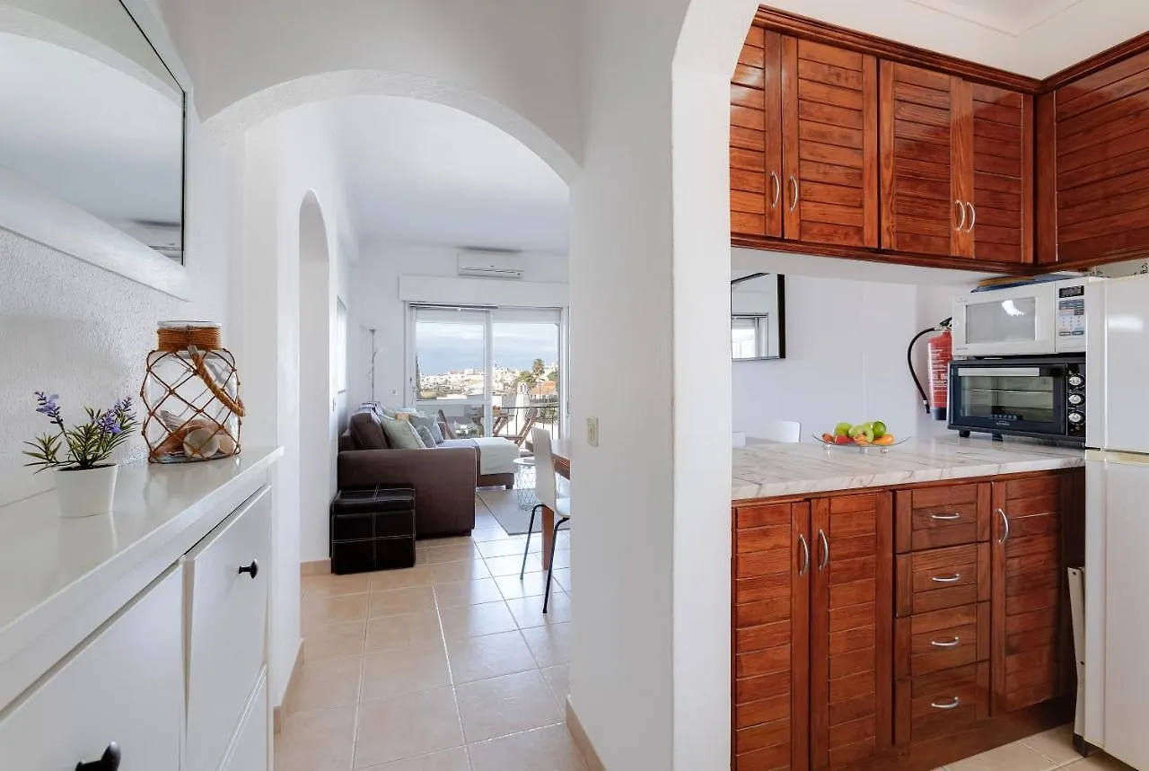 Eli'S Flat 2 Bdrs Apart At The Strip Apartment Albufeira
