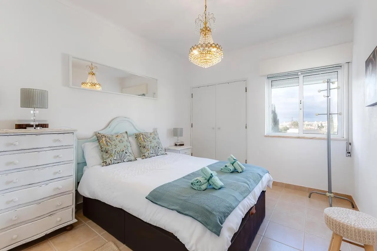 Eli'S Flat 2 Bdrs Apart At The Strip Apartment Albufeira