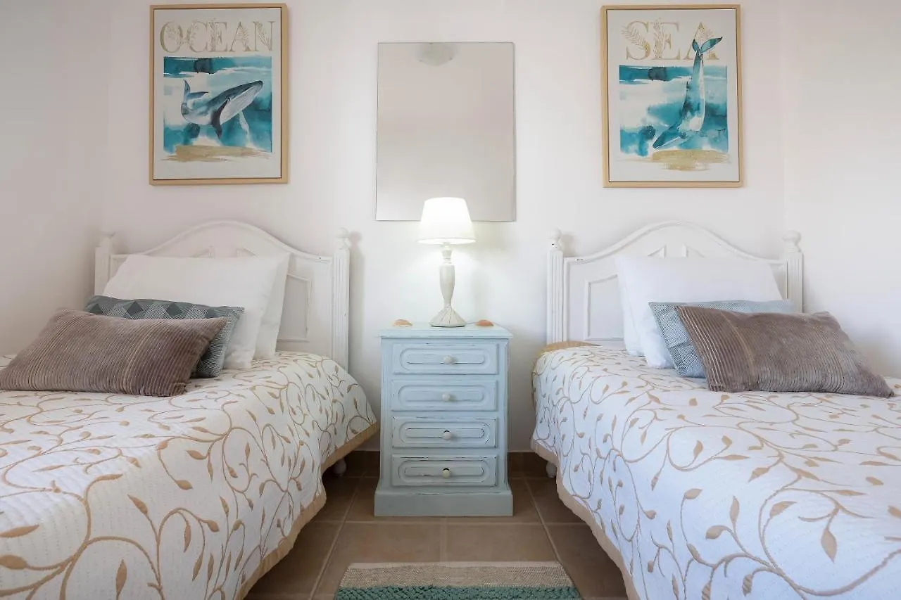 Eli'S Flat 2 Bdrs Apart At The Strip Apartment Albufeira Portugal